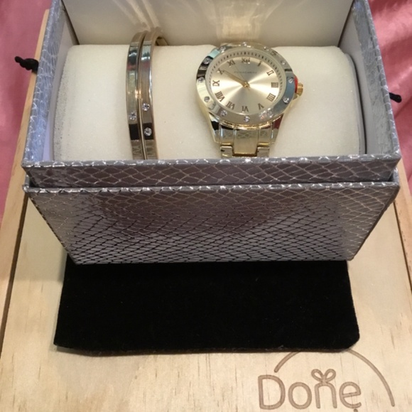 ✨ NWOT Jessica Carlyle Watch and MATCHING BENGALS ✨ - Picture 5 of 6